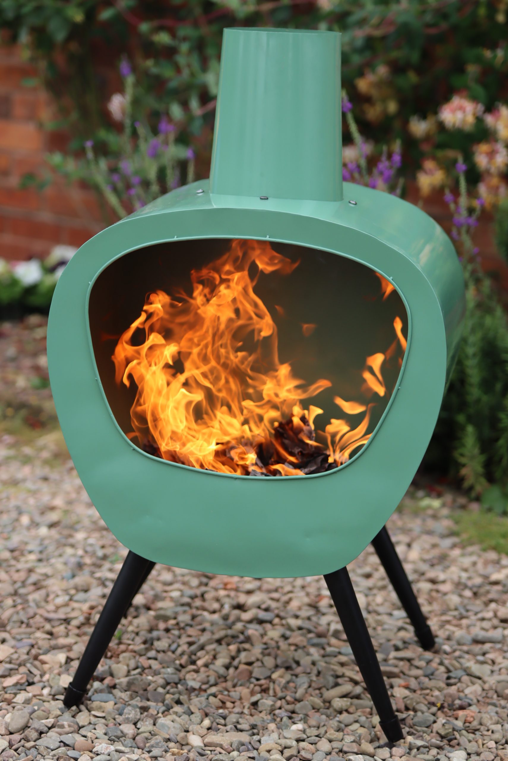 steel-chimenea-fire-pit-retro-green.jpg Steel chimenea fire pit with BBQ grill retro green patio heater